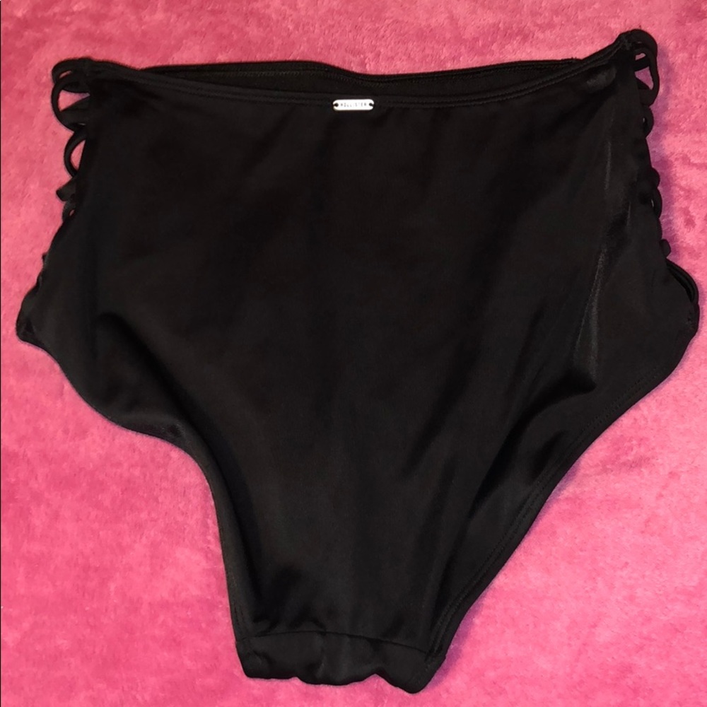 Black bikini bottoms